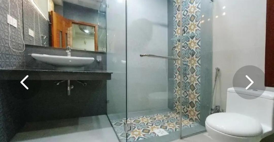 Furnished One-Bedroom Apartment For Rent Lahor Dış mekan fotoğraf